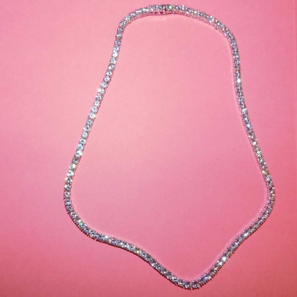 18” Princess Tennis Necklace – 18K White Gold Plated 3MM Cubic Zirconia Crystals